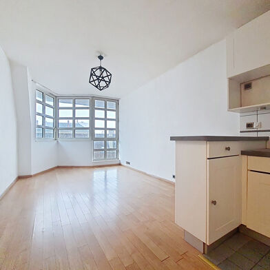 Appartement 2 pièces 607 €