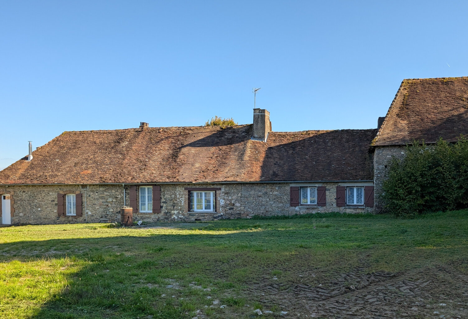 Propriété agricole avec 18,50 hectares, 30 mn Limoges — photo 1