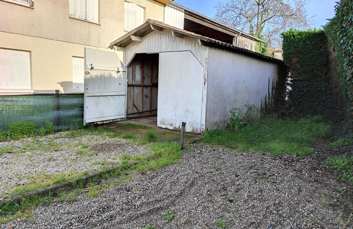 A vendre petite parcelle avec un garage à Pomerol — photo 4