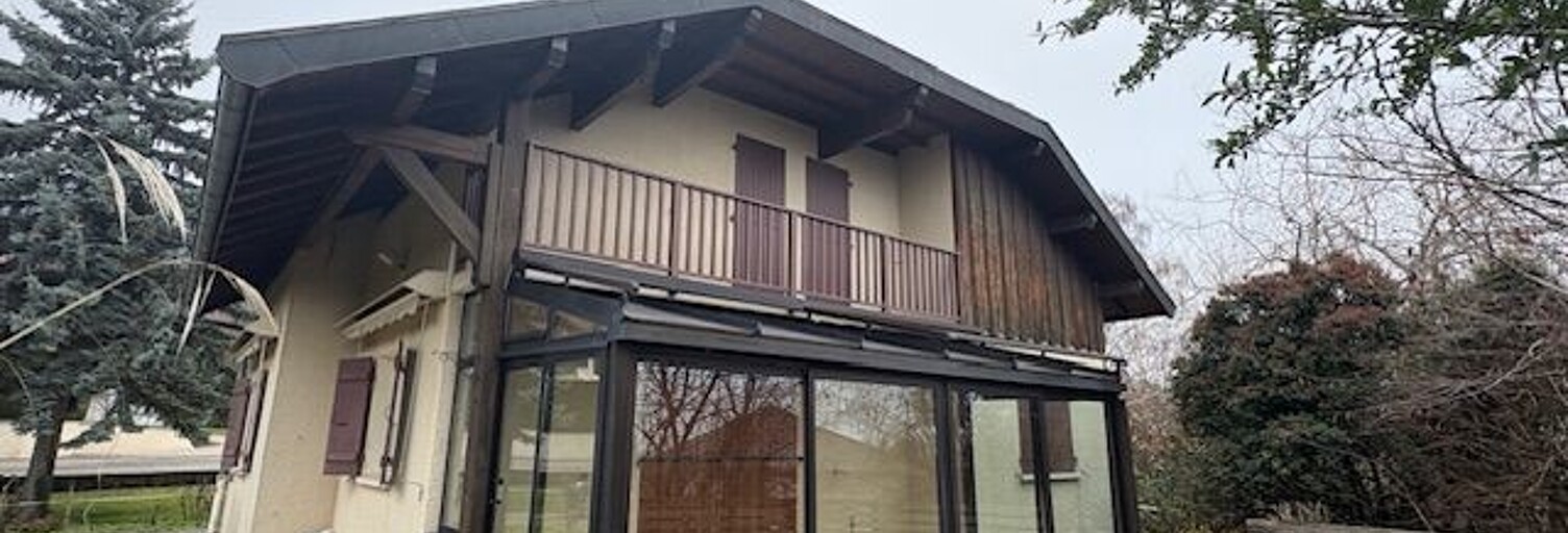 Maison 5 Pièces 151 m² à louer à Farges (01550)