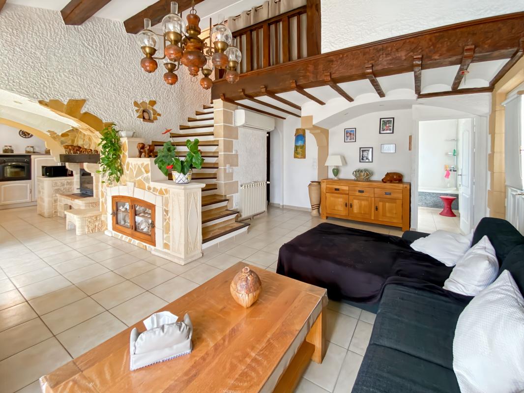 Villa / Maison  T5 à vendre Peyruis 04310