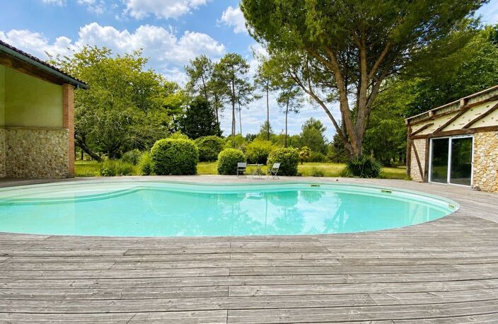 MAISON EN PIERRES TYPE T4 AVEC GÎTE ET PISCINE — photo 2