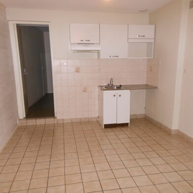 Appartement 2 pièces 345 €