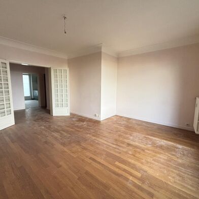 Appartement 4 pièces 787 €