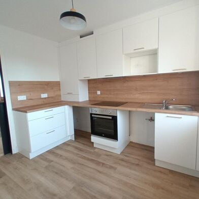 Appartement 3 pièces 730 €