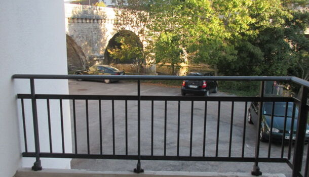 Appartement 3 pièces  à louer Monastère (Le) 12000