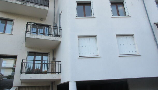 Appartement 3 pièces  à louer Monastère (Le) 12000