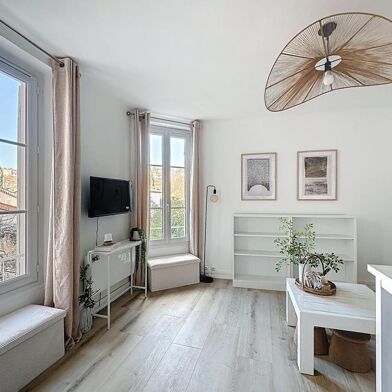 Appartement 1 pièces 670 €