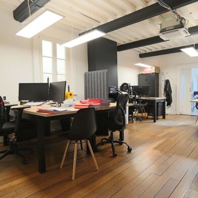 Bureau 5 pièces 355000 €