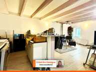 Toiture neuve, jardin, garage et potentiel d'aménagement : une maison de charme prête à accueillir vos projets ! (env. 76 m²) — photo 3