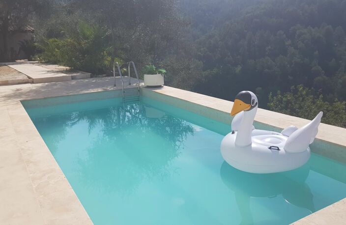 VILLA AVEC PISCINE 131m² HABITABLE A L'ESCARENE — photo 2