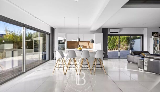 Villa / Maison 5 pièces  à vendre Allauch 13190