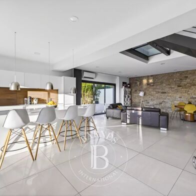 Maison 5 pièces 1248000 €