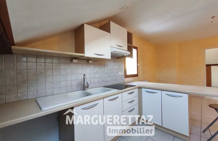T3 mansardé dans petite copropriété — photo 3