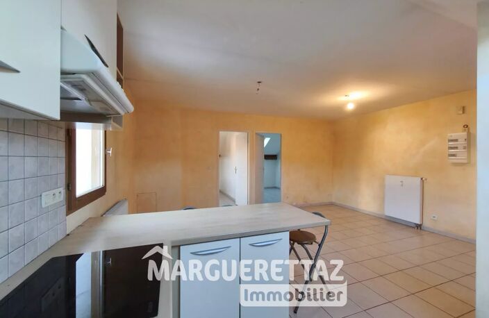 T3 mansardé dans petite copropriété — photo 4