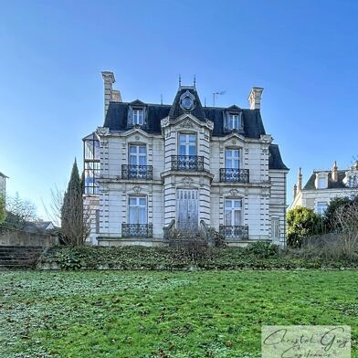 Maison 10 pièces 470000 €