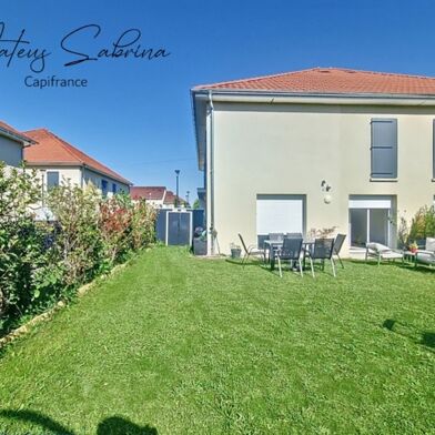 Maison 4 pièces 405000 €