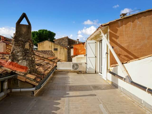 Marguerittes Maison de village 5 pièces avec cour et terrasse, 3 chambres — photo du bien