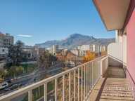 Appartement T4 de 89,82 m² Boulevard Joseph Vallier GRENOBLE (38) — photo 2