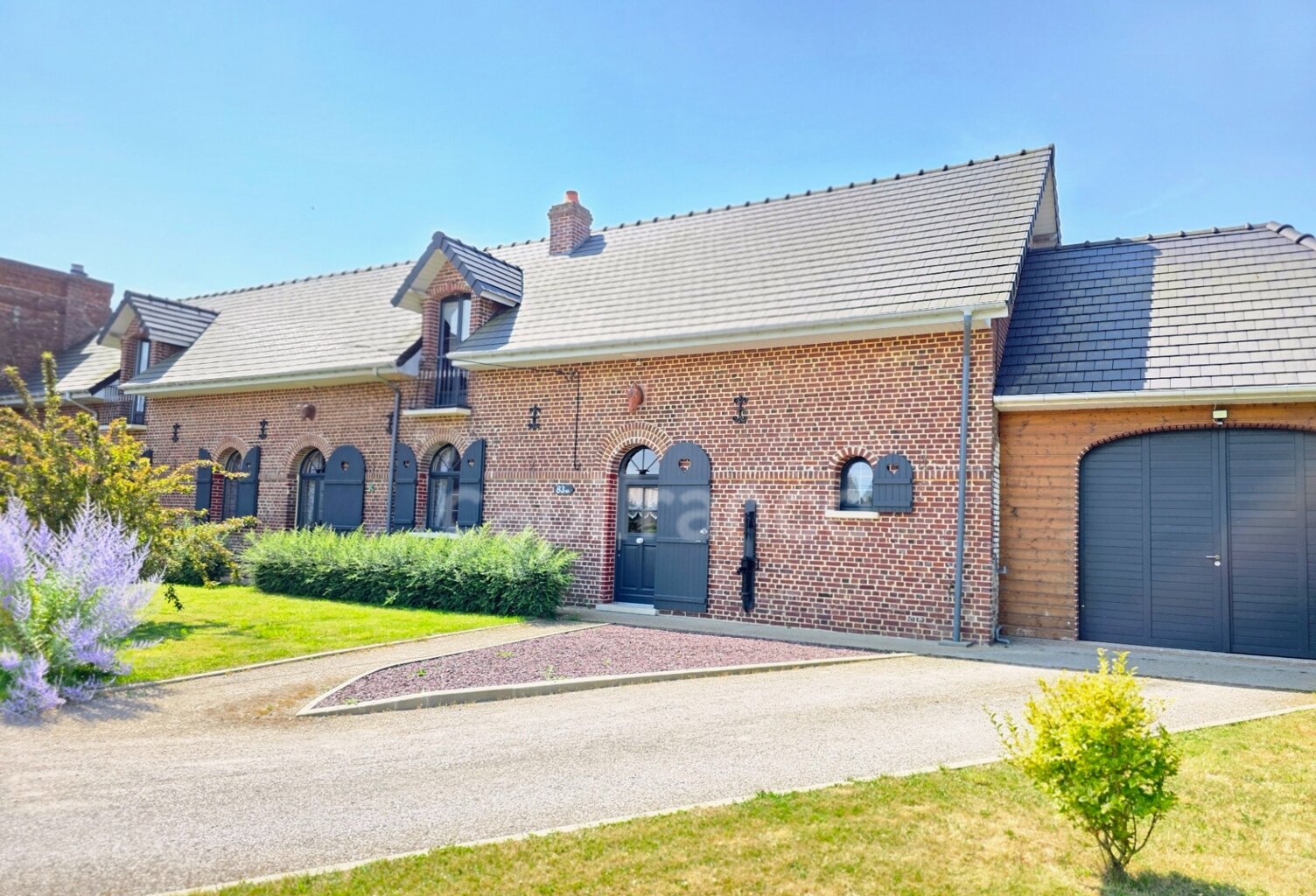 À VENDRE MAISON DE CARACTÈRE 7 pièces de 176m² Secteur AULT (80) — photo 1