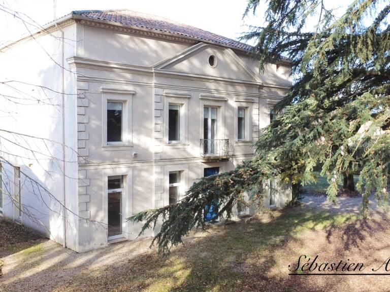 Maison de maître du XIXᵉ siècle à Villeneuve-sur-Lot – 460 m² – Parc de 8 300 m² – Piscine – Centre-ville à pied — photo 1