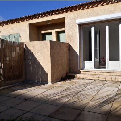 Appartement 2 pièces 649 €