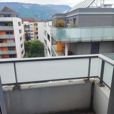 Appartement 1 pièces 660 €