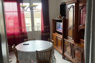 Appartement 3 pièces 1090 €