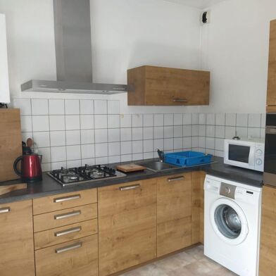 Appartement 4 pièces 670 €