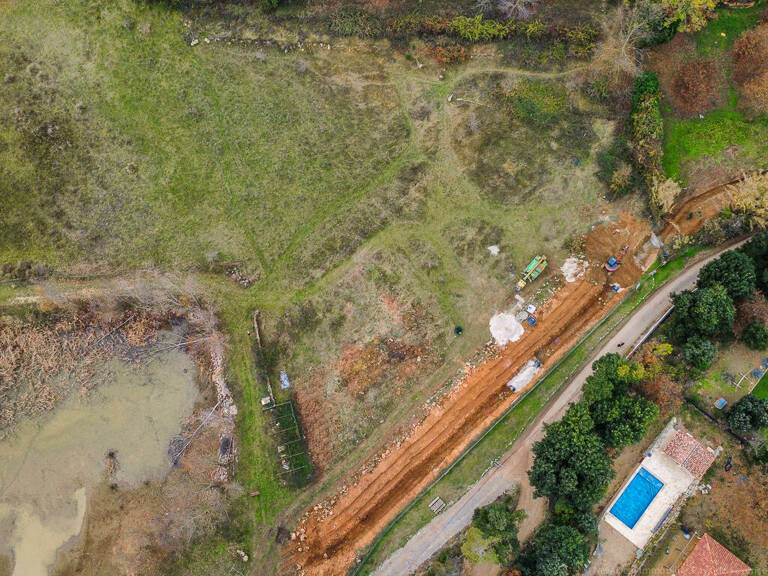MONTAUROUX_ Terrain constructible d'une superficie de 3593 m² — photo 1