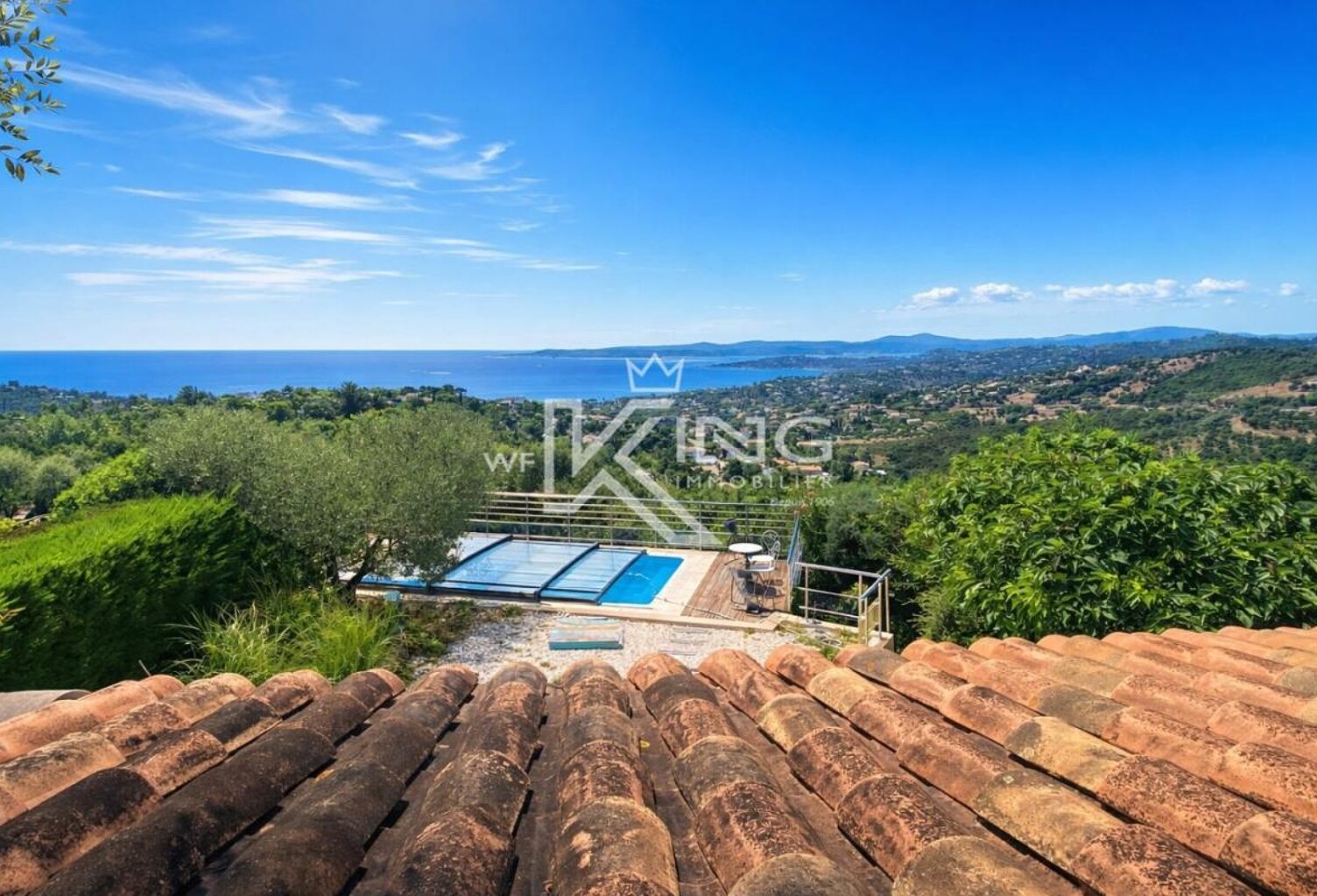 LES ISSAMBRES – VILLA AVEC VUE MER PANORAMIQUE SUR LE GOLFE DE SAINT-TROPEZ — photo 1