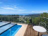 LES ISSAMBRES – VILLA AVEC VUE MER PANORAMIQUE SUR LE GOLFE DE SAINT-TROPEZ — photo 2
