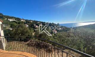 Maison 5 Pièces 141 m² à vendre à Roquebrune-sur-Argens (83380)
