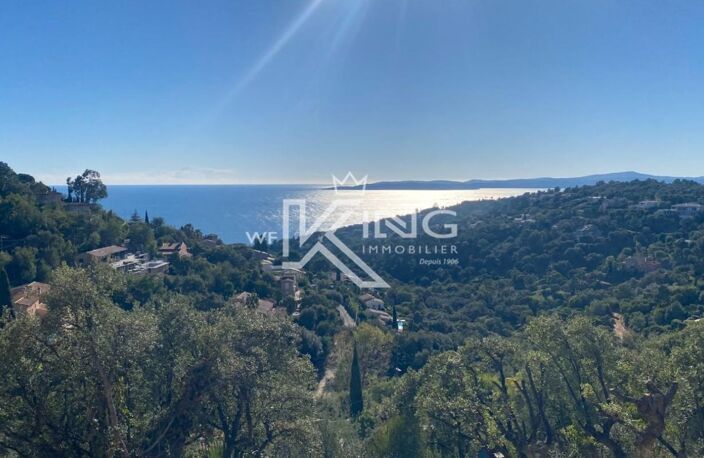 Les issambres , VILLA À FORT POTENTIEL – PROJET DE RÉNOVATION AVEC PERMIS PURGÉ vue mer — photo 3