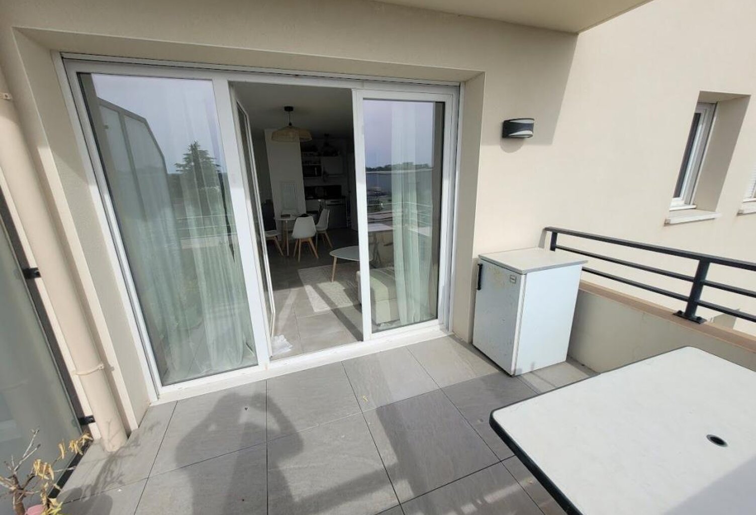 Montfavet, Appartement À Vendre, 2ème étage, 43 m², 2 pièces, Terrasse, parking — photo 1