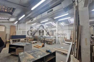Local industriel  656000 €
