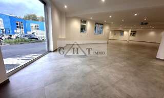 Bureau  110 m² à louer à Créteil (94000)