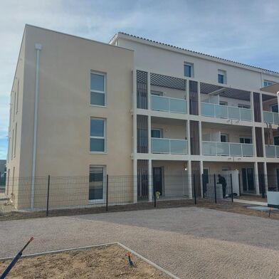 Appartement 3 pièces 766 €