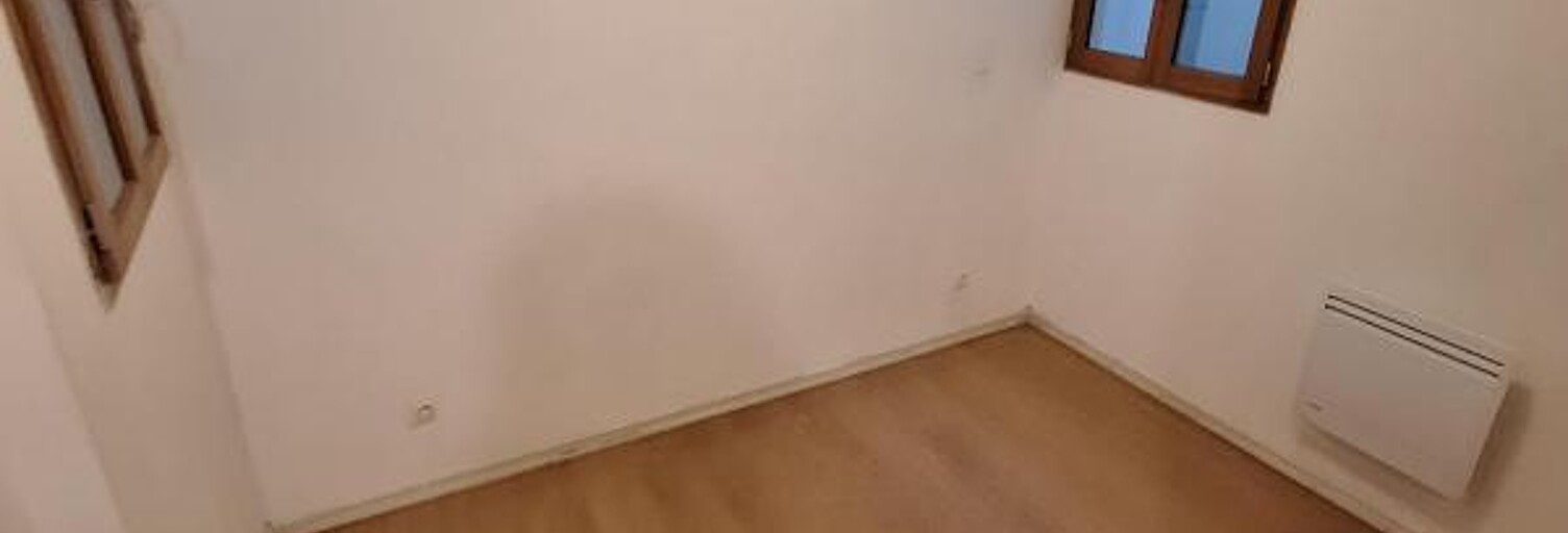 Appartement 3 Pièces 97 m² à louer à Marseille 2 (13002)