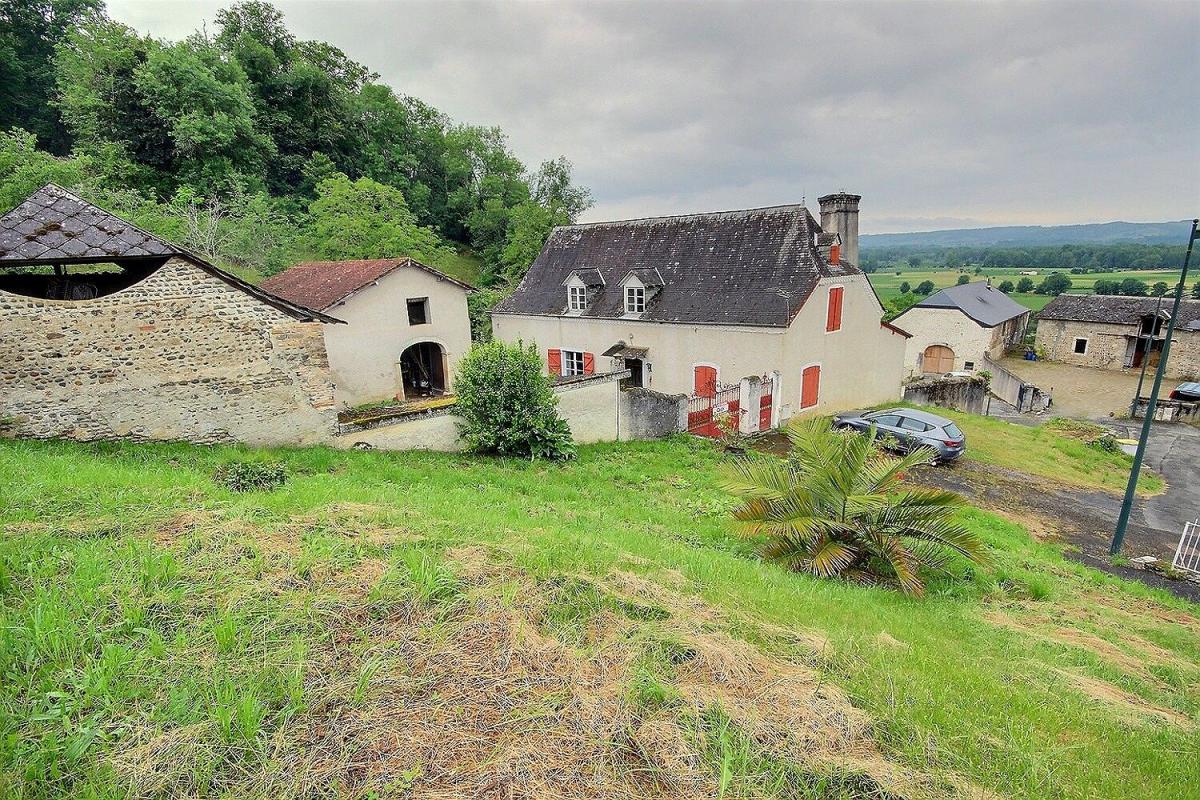 Villa / Maison  T4 à vendre Arbus 64230