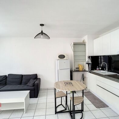 Appartement 2 pièces 658 €