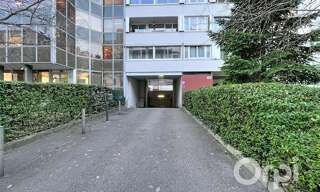 Garage  13 m² à louer à Villeurbanne (69100)