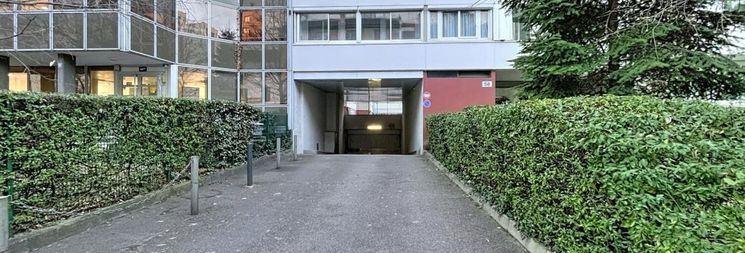 Garage  13 m² à louer à Villeurbanne (69100)