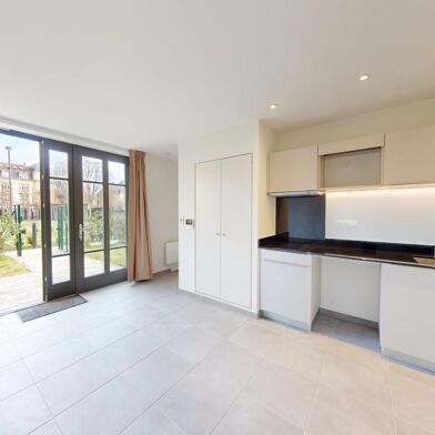 Appartement 2 pièces 820 €