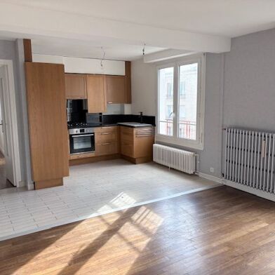 Appartement 3 pièces 795 €