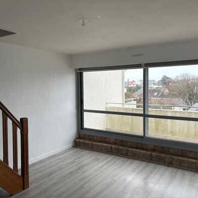 Appartement 4 pièces 1000 €