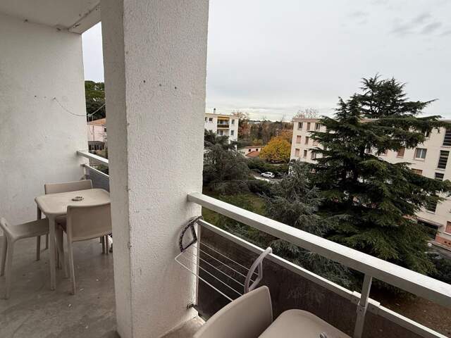 Appartement À Louer — photo du bien