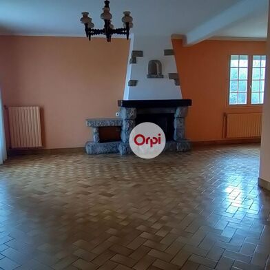 Maison 5 pièces 239900 €