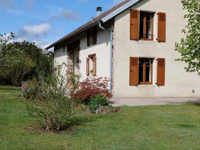 Charmante maison individuelle, 173 m² habitables, 7 pièces, terrain de plus de 3 000 m² — photo du bien