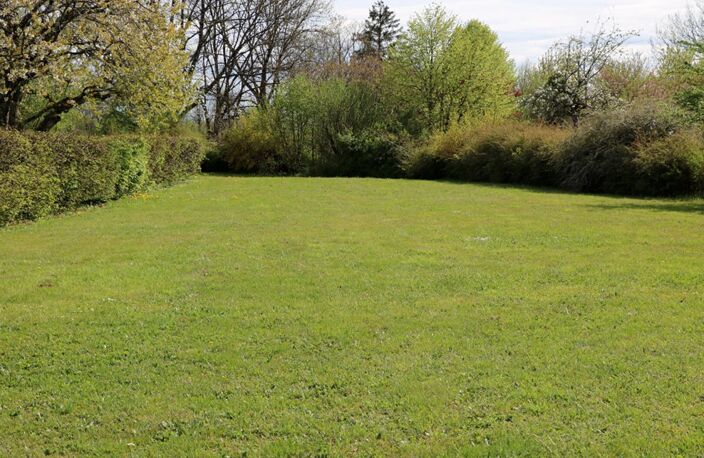 Charmante maison individuelle, 173 m² habitables, 7 pièces, terrain de plus de 3 000 m² — photo 3